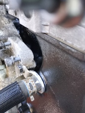 фото thumb №8, Штуцер 9809475780 радіатор масла 2.0 bleuhdi 2.0 tdci 9807439480