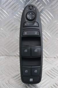 фото thumb №1, Mercedes x-klasa w470 панель керування вікон