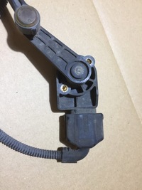 фото thumb №8, Audi q7 4l датчик выравнивание света 7l0616214c