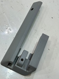 фото thumb №1, Заглушка направляющая сиденье audi a8 d4 4h0881350