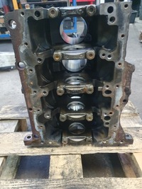 фото thumb №10, Блок dół двигуна голий 2.0 tdi bre vw skoda seat