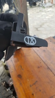 фото thumb №7, Напрямна бампера задня peugeot 5008 i 9686247380