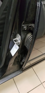 фото thumb №5, Vw golf iv golf bora петля дверь зад цвет lc9z