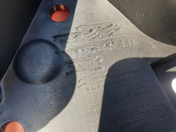 фото thumb №15, Ползун бампера левая сторона volvo xc60 i 14-17r