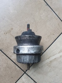фото thumb №1, Подушка двигателя правая audi a6 c6 4f0199382