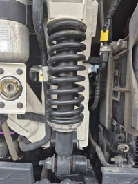 фото thumb №1, Амортизатор пружина подвеска кабины перед volvo fh 5 renault gama evo