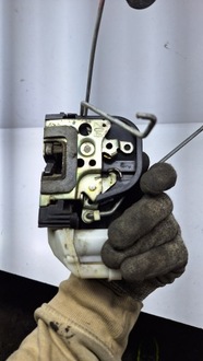 фото thumb №4, Замок двері лівий перед alfa romeo 147 i