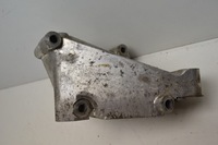 фото thumb №6, Mercedes w123 230e ce лапи держатель генератора