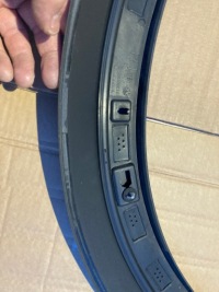 фото thumb №8, Volov v90 ii cross country молдинг na крила передній лівий orygi.