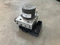 фото thumb №1, Opel crossland x насос гальма abs 1.2 thp 9826051380