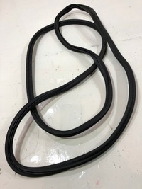 фото thumb №1, Прокладка крышки багажника vw beetle 5c