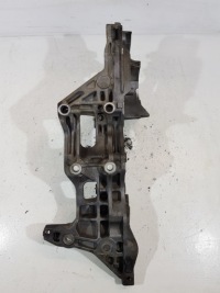 Кронштейн кронштейн генератора 04l903143d vw audi skoda a6 a4 2.0 tdi Оригинал, фото thumb