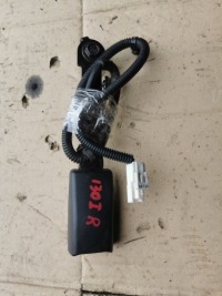 фото thumb №1, Hyundai i30 i вставка клипса поперечина правая