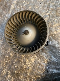 фото thumb №1, Mitsubishi colt z30 vi 06 1.1 воздуходувка вентилятор