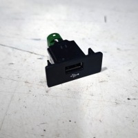 фото thumb №1, Skoda superb iii lift разъём usb 5q0035726