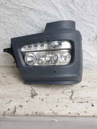 фото thumb №1, Панель фары mercedes atego