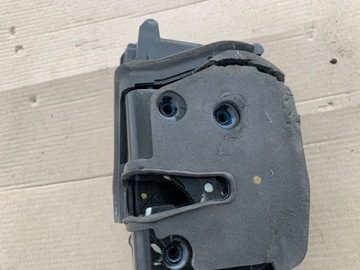 фото thumb №11, Ford mustang mach-e rwd 2021r 75.7 kwh замок дверь правые перед оригинал