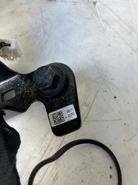 фото thumb №2, Защёлки поперечина задняя crossland x 39172070