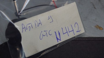 фото thumb №12, Шумоизоляция капота opel astra j gtc