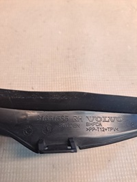 фото thumb №7, Прокладка кутик жабо правий volvo xc40 31651565