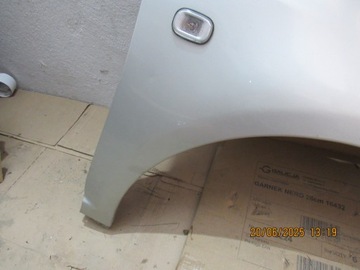 фото thumb №8, Крило правий перед avensis t25 1c0