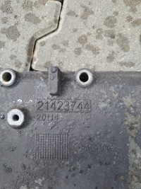 фото thumb №3, Защита радиатора масла płaszcz volvo fh 13 4 renault magnum dxi