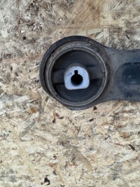 фото thumb №2, Рычаг правый перед renault megane iv scenic 545041775r