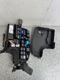 фото thumb №10, Коробка запобіжників mazda 3 bm 2013-2017 g46c-675x0