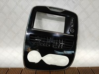 фото thumb №1, Renault zoe z.e. i 2013-2018 рамка радио навигации 682602671r оригинальный номер