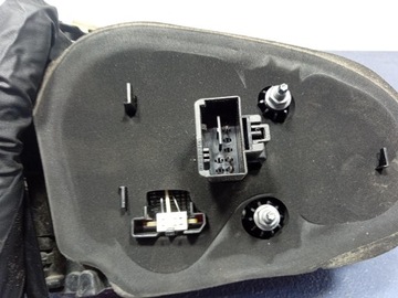 фото thumb №8, Vw golf vii универсал рестайлинг лампа зад правая w крышка багажника 5g9945094h