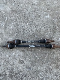 фото thumb №1, Привідний вал ліва перед citroen c3 ds3 9685233780