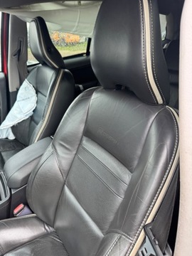 фото thumb №3, Volvo xc90 i сидіння шкіра перед зад обшивки комплект 7 осіб r-design