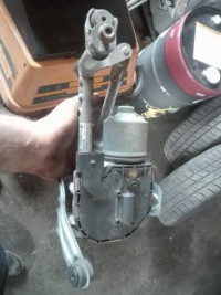 фото thumb №1, Механізм двірник правий leon ii 1p0955024a