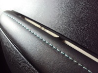 фото thumb №3, Оббивка двері правий задня peugeot 208 ii