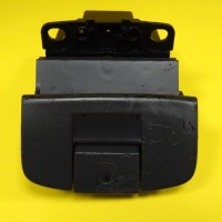 фото thumb №1, Кнопка выключатель тормоза ручного renault espace iv 8200048590c nr25