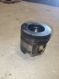 фото thumb №1, Поршень bmw 2.0 d b47 i 843me