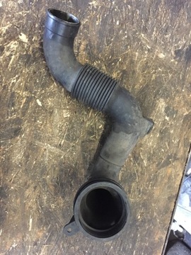 фото thumb №6, A8 d3 4.2 tdi труба шланг воздуха 057129609e