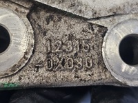 фото thumb №7, Avensis auris 1.6 d4d n47c16a 112km 13r кронштейн двигателя 12315-0x030