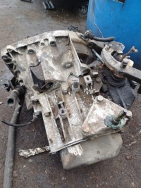 Привідний вал ліва короткий 2.2 3fy ew12j4 peugeot 607 2.2 ezdc 2002r механічна в Україні, фото thumb