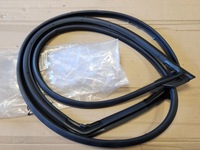 фото thumb №1, Прокладка дверь toyota prius 12-15 перед новая оригинал. 67861-47040