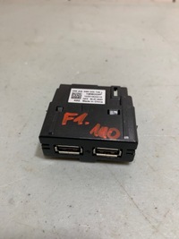 фото thumb №1, Роз'єм панель port usb 5q0035726l leon iii golf vii ateca t-roc