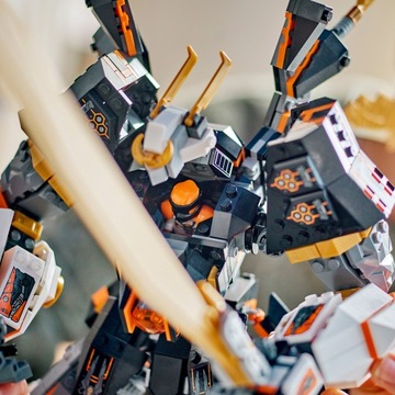 LEGO NINJAGO 71821 Титановый дракон — Мех Коула