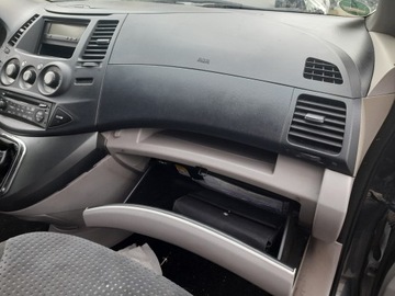 фото thumb №11, Mitsubishi grandis pulpit панель роздавальна консоль