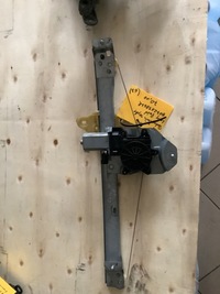 фото thumb №1, Підйомник вікна лівий перед clio iv 807213867r