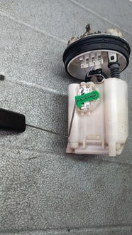 фото thumb №1, Поплавок пального mitsubishi space star 1.9did 01r