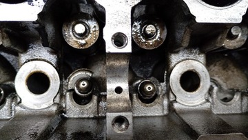 фото thumb №11, Головка двигуна оригінальний номер 30777363 volvo 2.0 2.4 d d3 d4 d5 s80 v60 v70 пошкоджена
