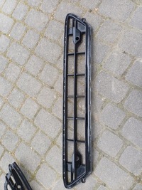 фото thumb №2, Решётка бампера volvo xc60 ii 2017- середина r-design