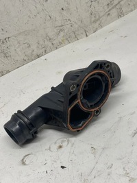 фото thumb №1, Корпус термостата bmw 3 e46