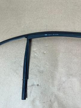 фото thumb №9, Прокладка двері лівий зад, задня, na хром, направляюча mercedes w213 sm sedan