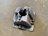 фото thumb №1, Skoda octavia iii кронштейн распылителя левая 5e0807595